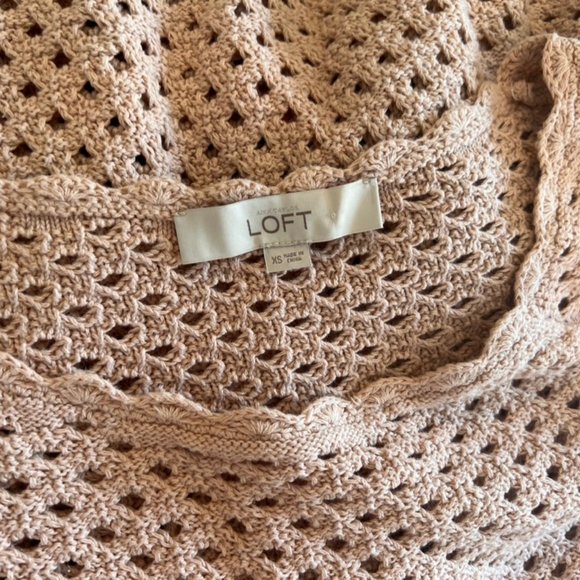 EUC Loft Scallop Neck Sweater sz XS - Picture 3 of 3